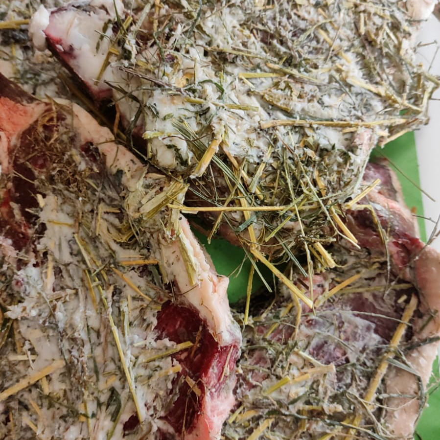 costata di scottona costata di scottona maturata nel fieno